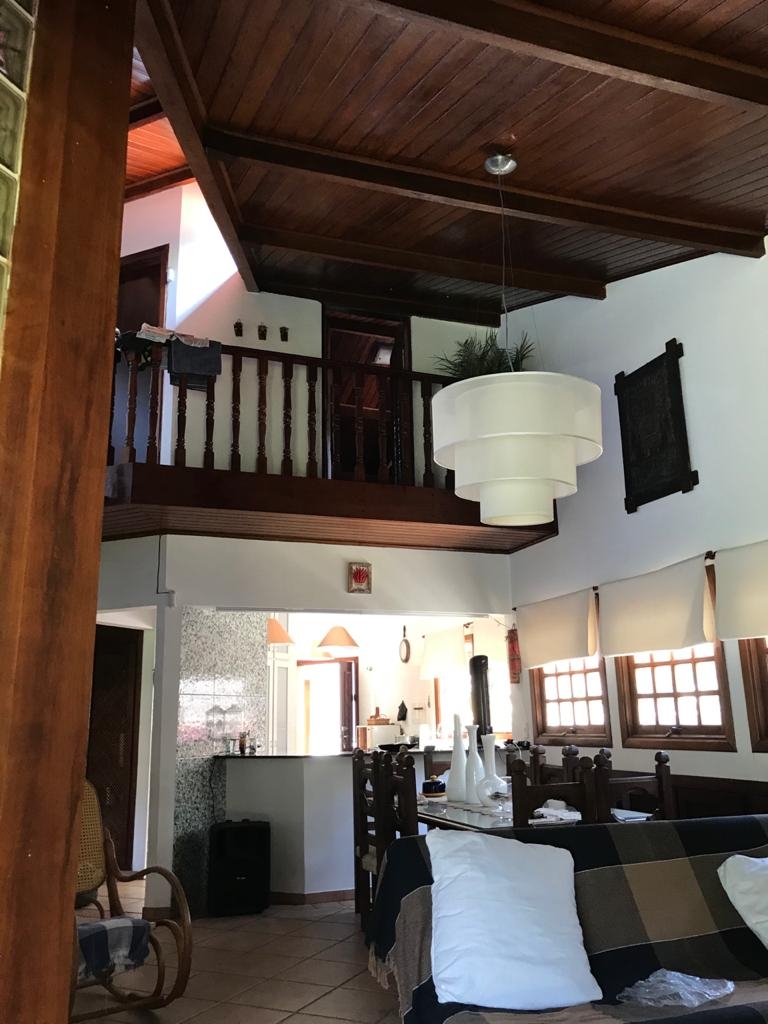 Casa à venda com 4 quartos, 200m² - Foto 8