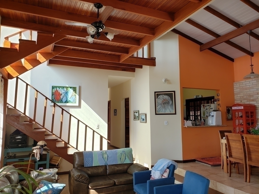 Casa à venda com 3 quartos, 162m² - Foto 5