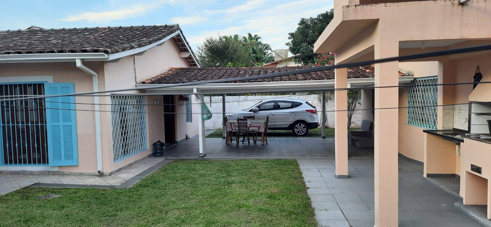 Casa à venda com 5 quartos, 180m² - Foto 4