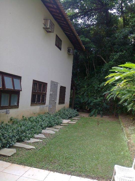 Casa de Condomínio à venda com 3 quartos, 250m² - Foto 9